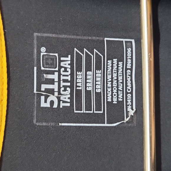 Men's 5.11 Tactical Black Polo Shirt - Picture 6 of 8